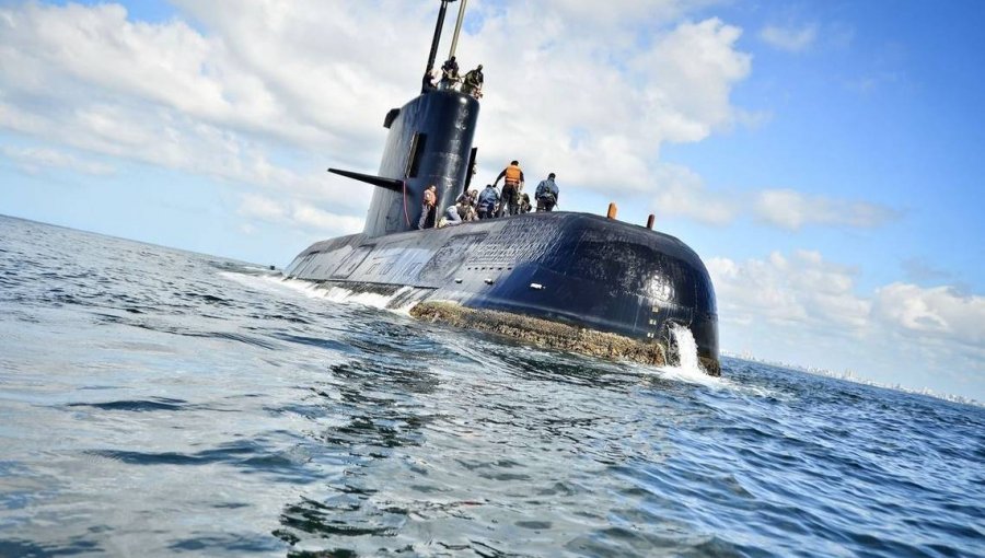 Argentina sigue búsqueda de submarino desaparecido