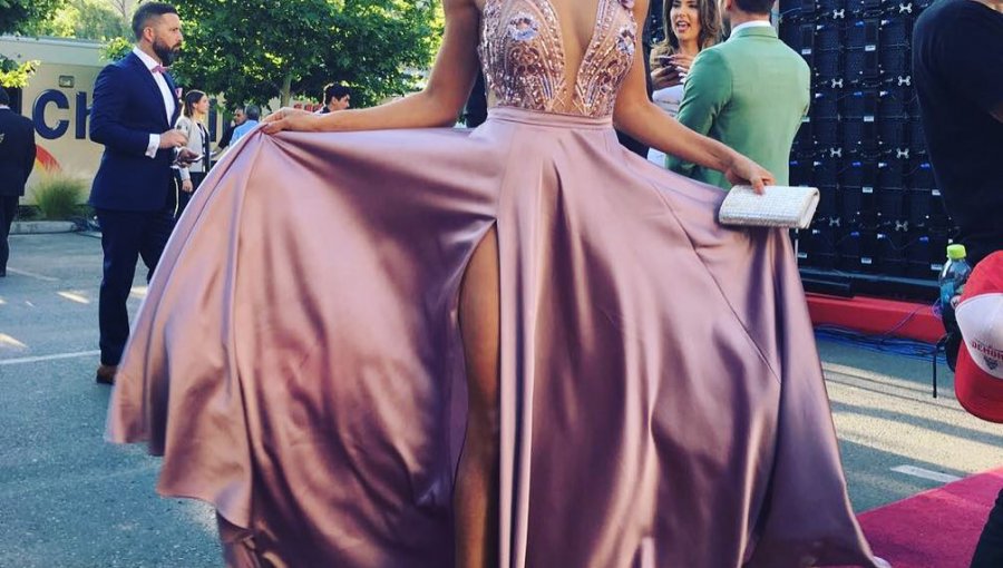 Lisandra Silva deslumbra en el Copihue de Oro y es una de las mejores vestidas