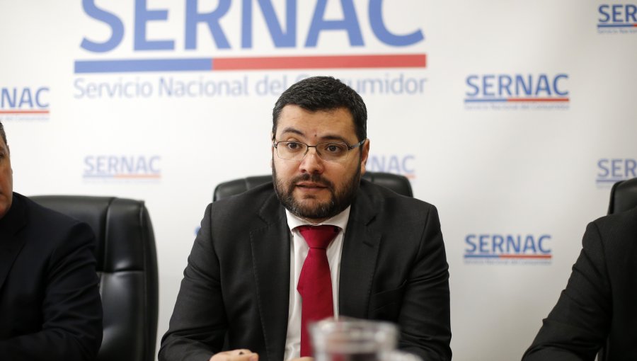 Sernac presentó 11 denuncias contra locales de farmacias por Ley del Consumidor