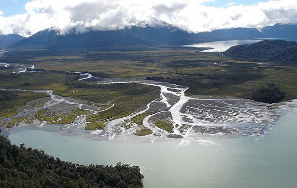 Tribunal Ambiental anula permiso para central hidroeléctrica Cuervo
