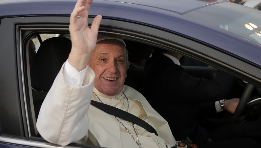 Papa Francisco esta en Chile: "Estoy muy contento" dijo al pisar suelo nacional