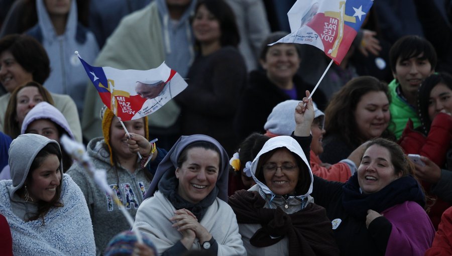 Más de 400 mil personas ovacionaron al Papa en el Parque O'Higgins tras su primer discurso