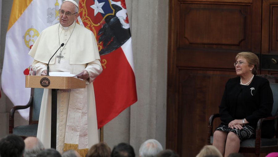 Papa Francisco expresó su “dolor y vergüenza” por los abusos sexuales en la iglesia