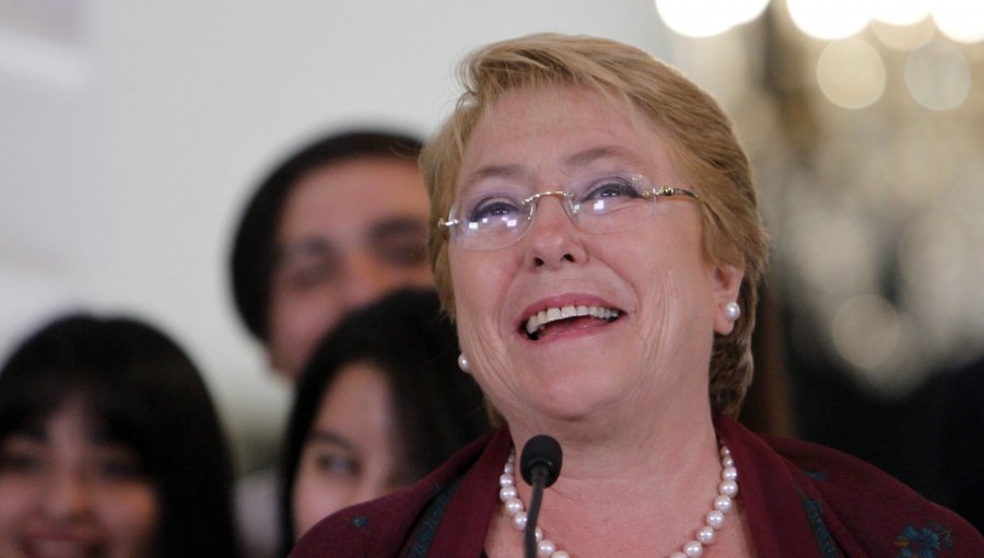 "Hay Bachelet para rato": El mensaje de la Presidenta que se toma las redes sociales