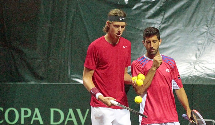 Nicolás Jarry y Hans Podlipnik se impusieron en la final del ATP de Quito