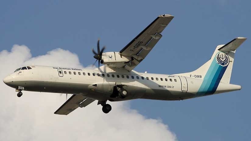 Avión con al menos 60 pasajeros se estrella en Irán