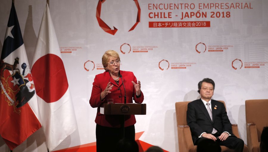 Intensa actividad de la Presidenta Bachelet al inicio de visita oficial a Japón