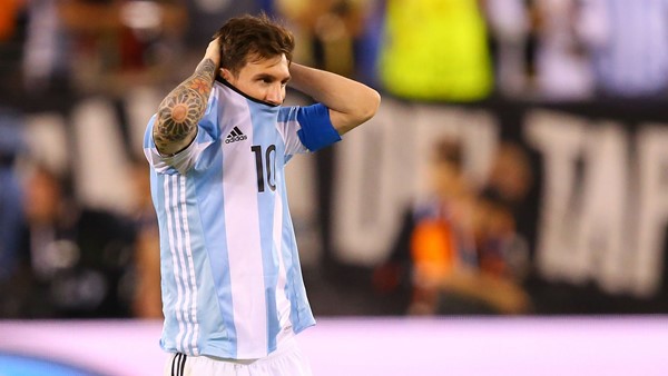 Batistuta: "Messi carece del carisma de Maradona"