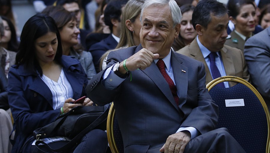 Presidente Piñera asiste a Cumbre de las Américas en Lima en primer viaje oficial