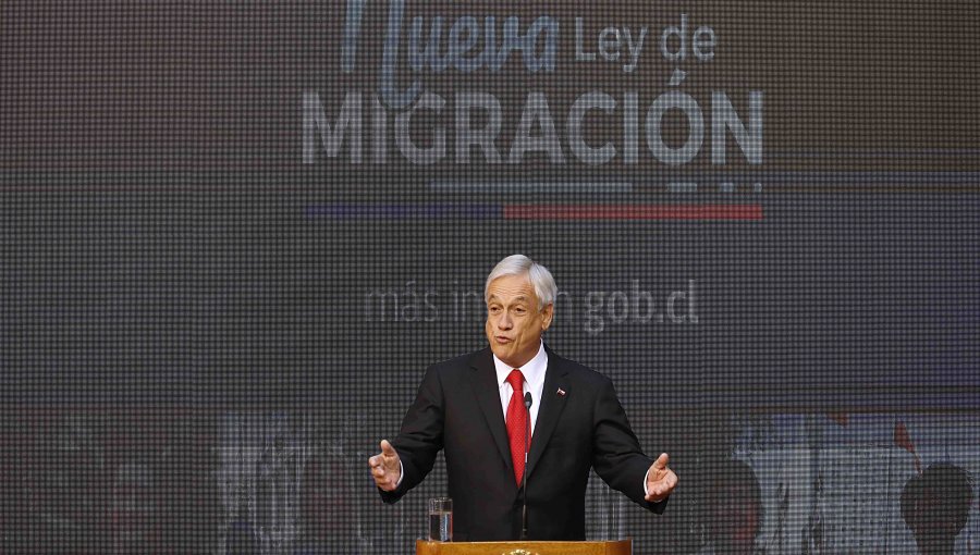Encuesta Cadem: Aprobación de Piñera sube al 60% tras medidas para migrantes