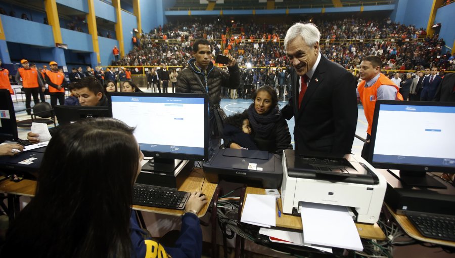 Presidente Piñera visita a migrantes: "Bienvenidos a Chile los que vienen a trabajar honestamente”