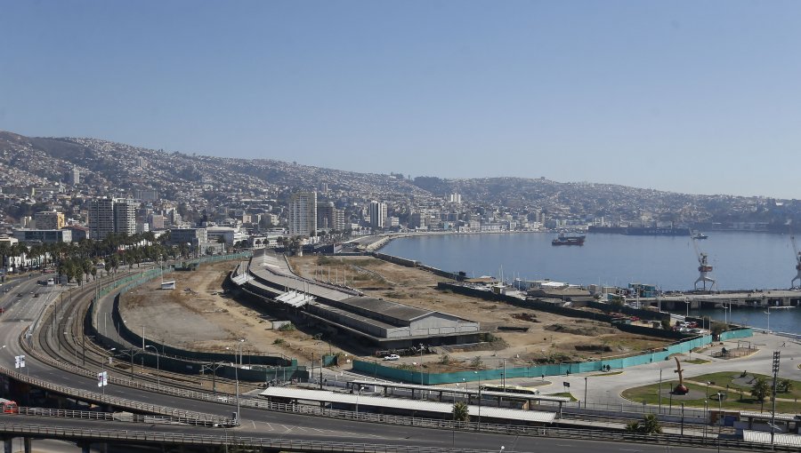 Empresa Portuaria de Valparaíso solicita al alcalde Jorge Sharp devolución de 425 millones de pesos