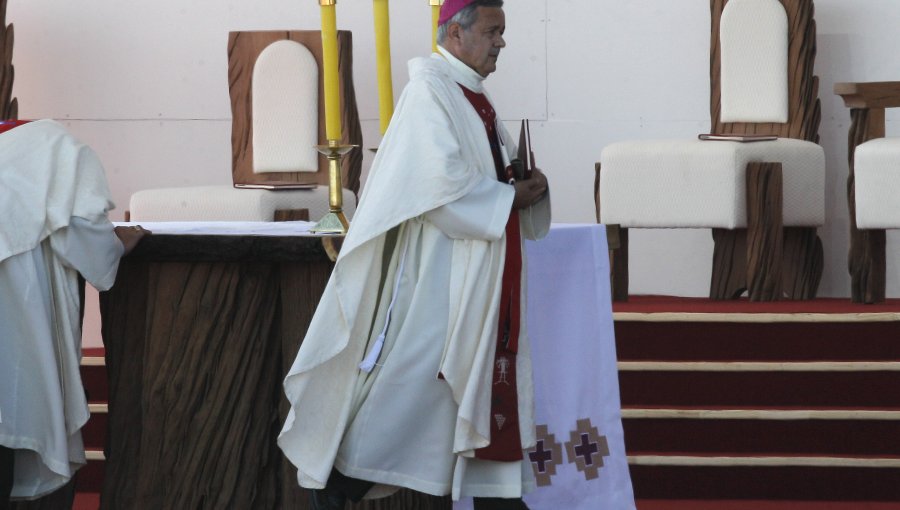 Obispo Barros llega a Roma para ronda de reuniones con el Papa