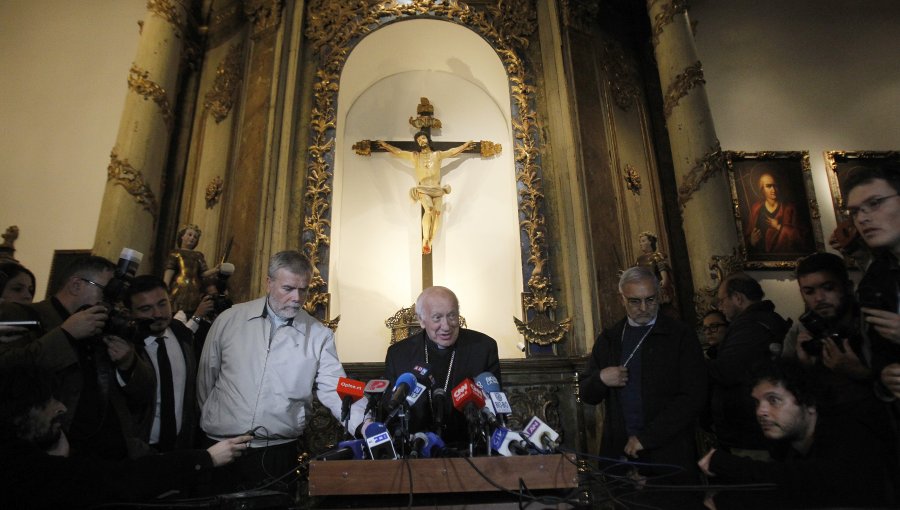 Cardenal Ezzati admitió la necesidad de un “cambio” asegurando que es una deuda con quienes han sufrido