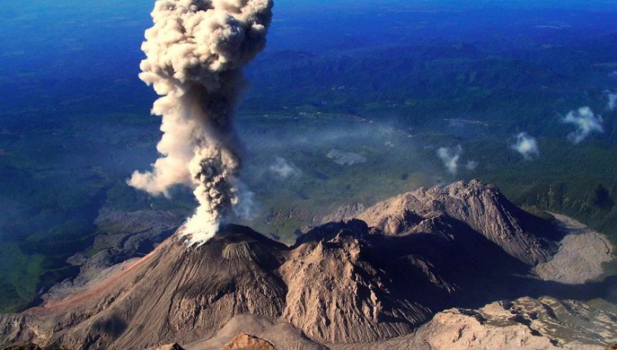Peor erupción en 44 años de volcán de Fuego en Guatemala deja 25 muertos y cientos de heridos