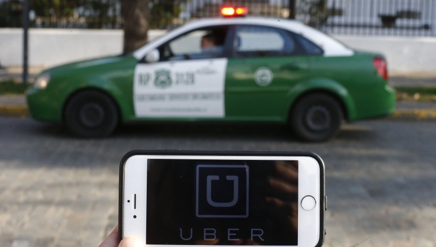 Carabinero involucrado en baleo a chofer de Uber declaró ante fiscalía