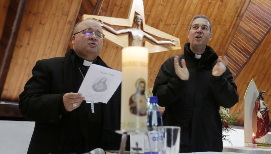 Enviados papales terminan misión en Osorno con polémica misa de reconciliación