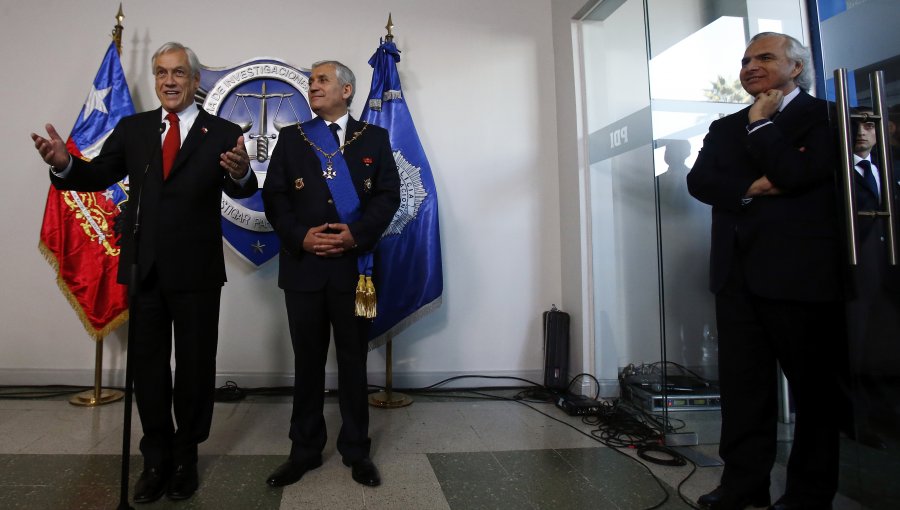 Piñera reitera compromiso de luchar contra delincuencia en aniversario 85 de PDI