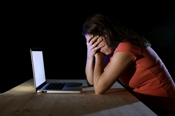 Colegios deberán incluir obligatoriamente cyberbullying en sus protocolos de convivencia