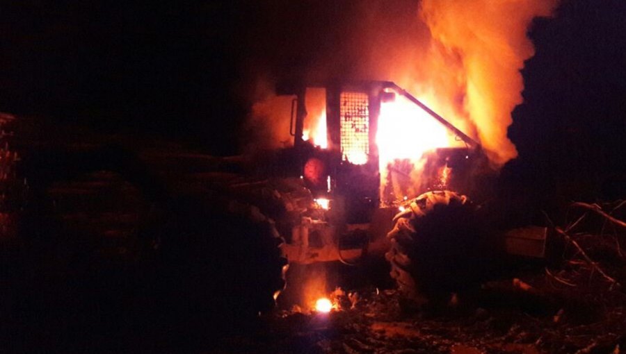 Dos máquinas forestales quemadas fue el resultado de nuevo ataque incendiario