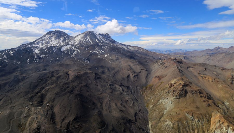 Nevados de Chillán: Amplían radio de seguridad a 3 kilómetros en torno al cráter