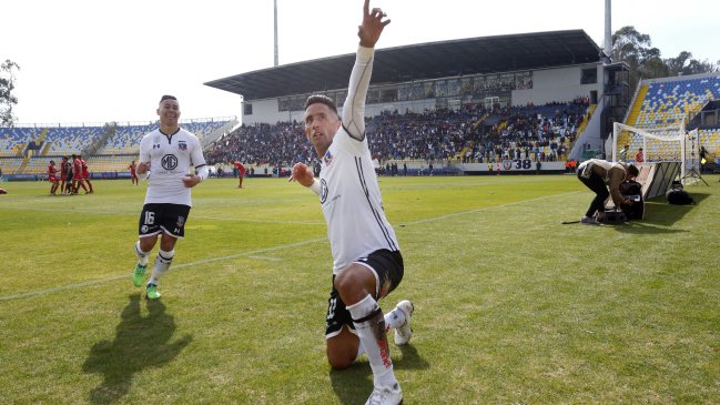 Lucas Barrios debutó con un gol en la victoria de Colo Colo ante Unión la Calera