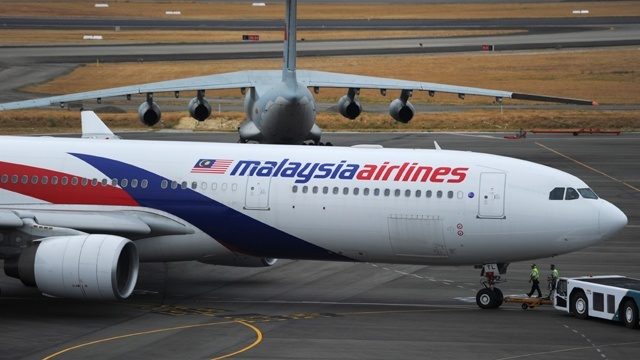 Malaysia Airlines: Investigadores creen que probablemente los controles se manipularon adrede