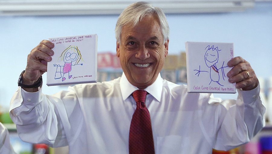 Presidente Sebastián Piñera firma proyecto de Ley de Sala Cuna Universal