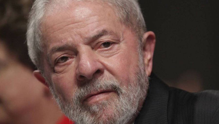 Lula, en la cárcel por corrupción, es inscrito como candidato presidencial en Brasil