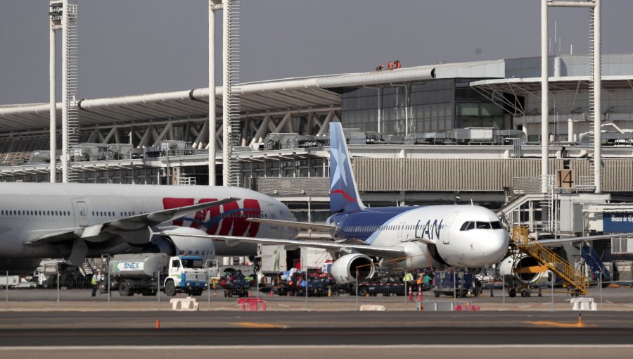 Preocupación total en vuelos de Latam y Sky: Al menos 8 amenazas de bombas obligan a realizar aterrizajes de emergencia