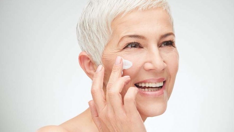 Revive tu piel: Cremas revitalizantes y reafirmantes