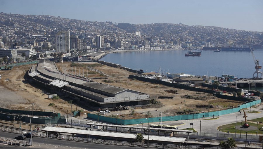 Entregan resultado de encuesta que define futuro de borde costero en Valparaíso
