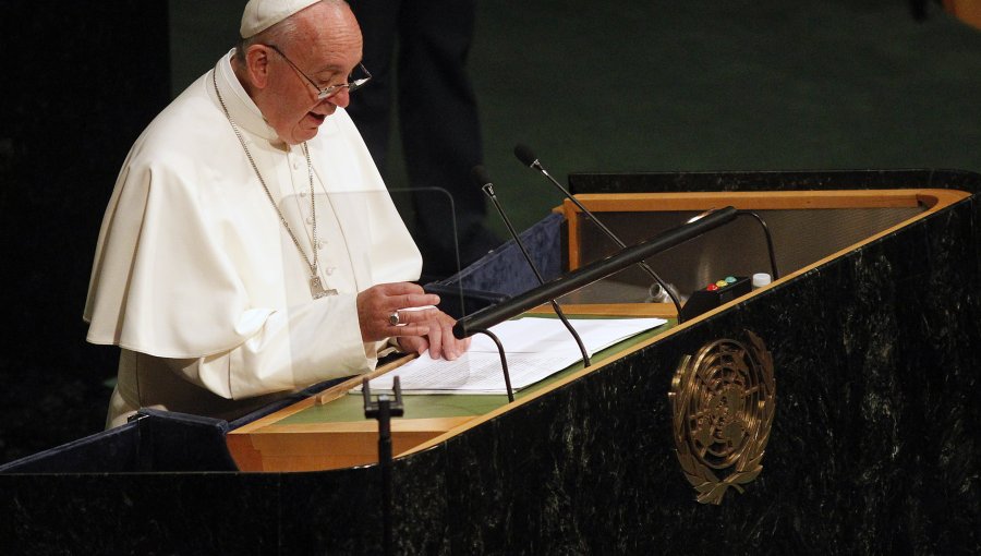 Papa Francisco se reúne con víctimas de abuso en Irlanda