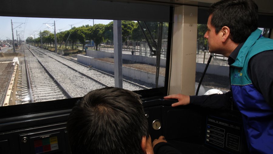Regiones de Biobío y La Araucanía contarán con 13 nuevos trenes