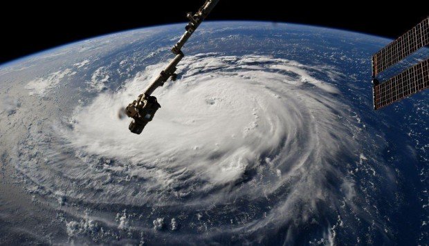 EEUU: Ordenan evacuara más de un millón y medio de personas por llegada de Huracán