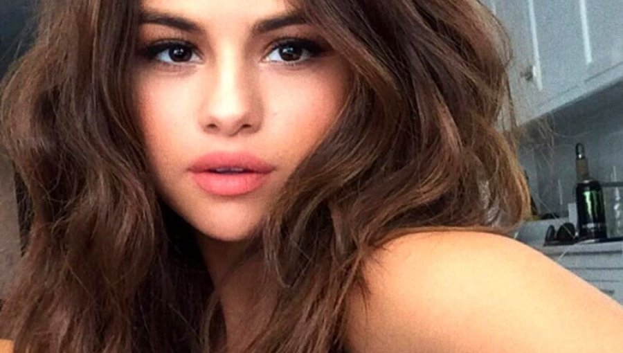 Por fuerte "crisis emocional", la cantante Selena Gómez fue internada en un centro psiquiátrico de Los Angeles