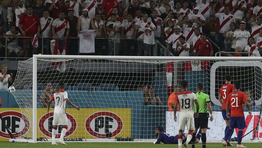 Prensa peruana celebró victoria ante la Roja: "Rompimos a Chile"