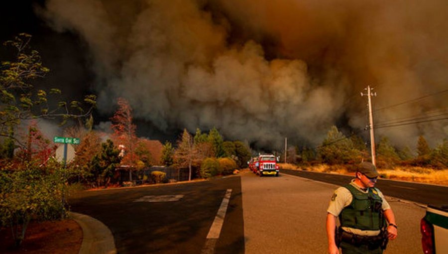 Continúa búsqueda de 1.276 desaparecidos tras peor incendio forestal en la historia de California