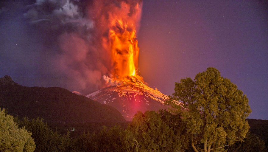 Alerta roja en Guatemala tras erupción del Volcán de Fuego