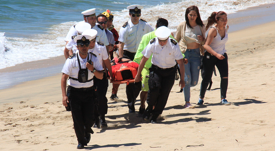 Viña del Mar inauguró temporada de playas con impresionante rescate simulado