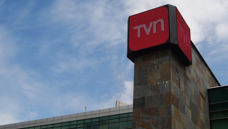 Diputados y Gobierno anuncian reuniones semanales por crisis en TVN