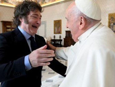 Javier Milei se reconcilia con el papa Francisco en su visita al Vaticano