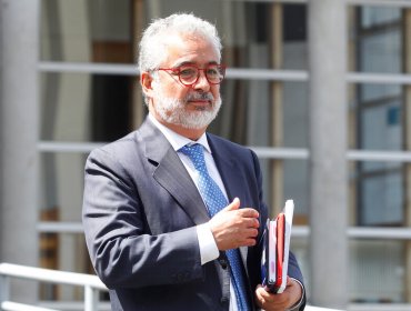 Abogado recurre a la Corte de Apelaciones para impedir que el Consejo de Defensa del Estado acceda a los chats de Luis Hermosilla