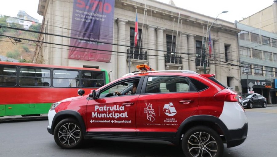 Tres nuevos vehículos reforzarán los patrullajes preventivos en la comuna de Valparaíso
