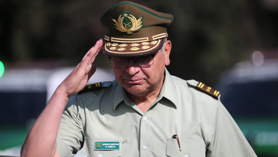 Ministro Zepeda se declara "inhabilitado" para tramitar "medida prejudicial precautoria" presentada por general Yáñez