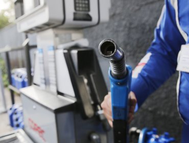 Este jueves suben las bencinas: Alza llegará hasta los 32 pesos por litro en el caso de la de 97 octanos