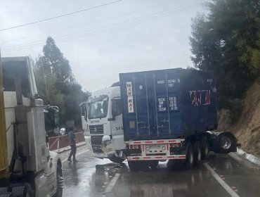 Accidente de tránsito en Camino La Pólvora de Valparaíso moviliza a Bomberos