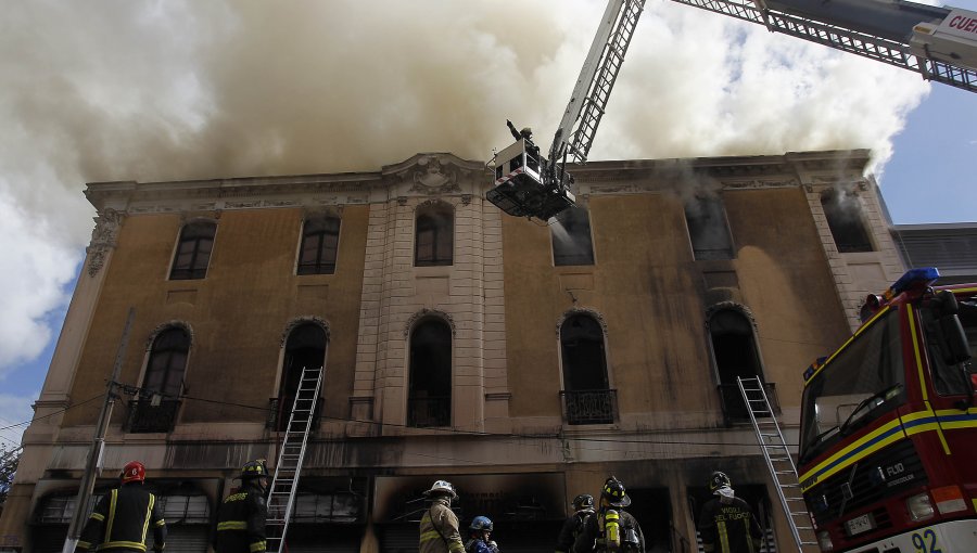 Video muestra el momento exacto de inicio de incendio en Valparaíso