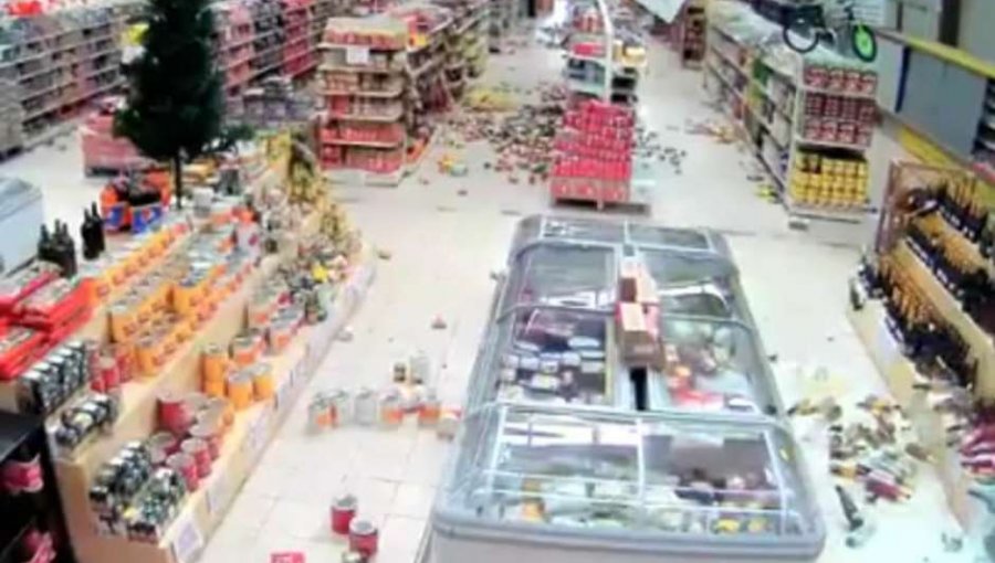 Video de Supermercado de Chiloé en pleno terremoto da la vuelta al mundo