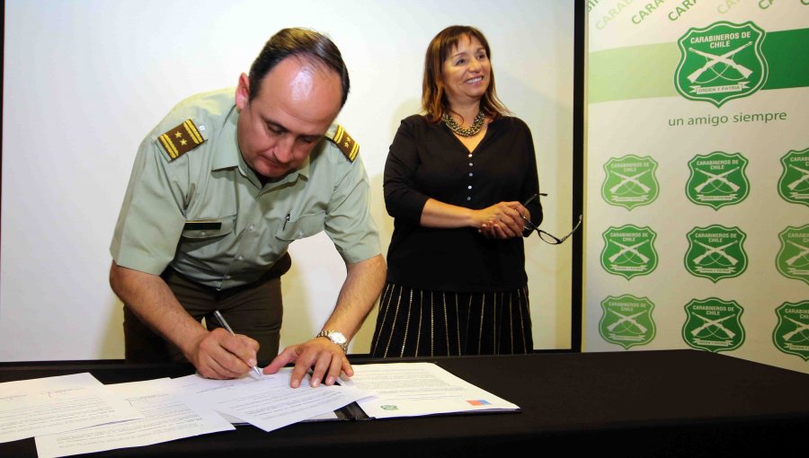 Carabineros y Sernatur firman alianza estratégica para capacitar a los uniformados en conciencia turística